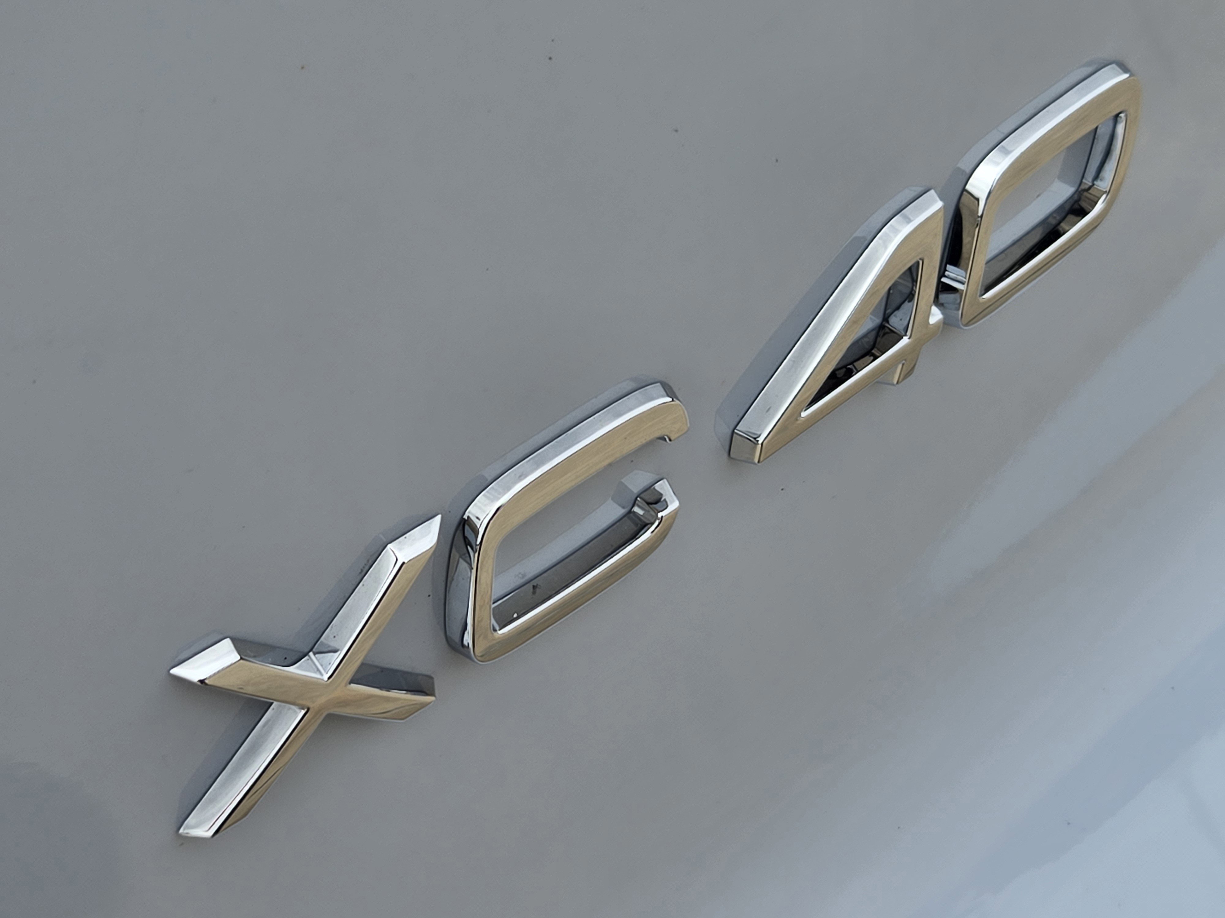 New 2026 Volvo XC40 B5 Plus w/ Protection Package Premier AWD/4WD image 32