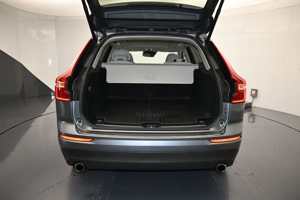 Used 2020 Volvo XC60 T6 Momentum AWD/4WD image 25