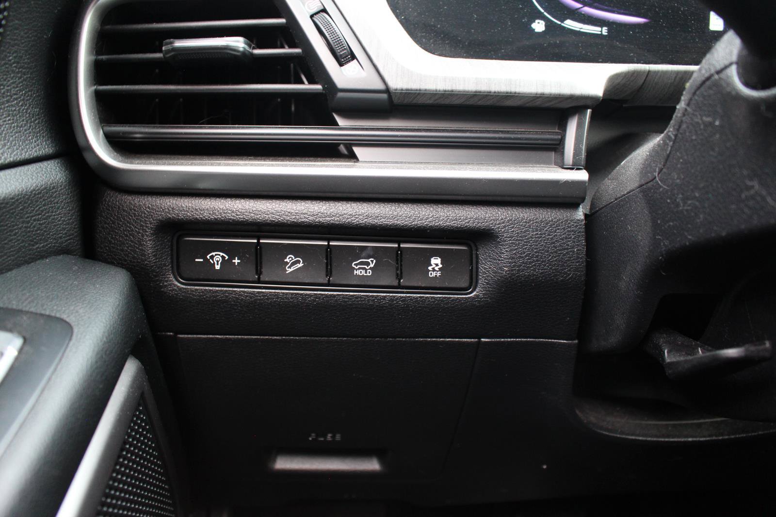 Certified 2024 Kia Telluride EX image 26