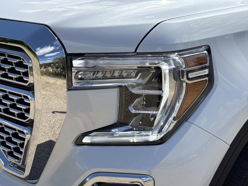 Used 2021 GMC Sierra 1500 Denali w/ Denali Ultimate Package image 9