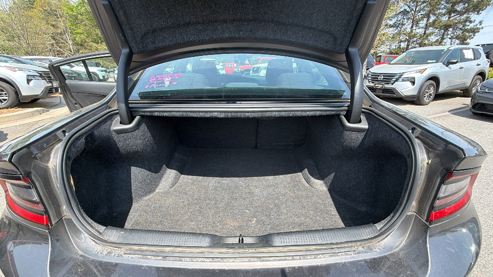 Used 2023 Dodge Charger SXT image 13