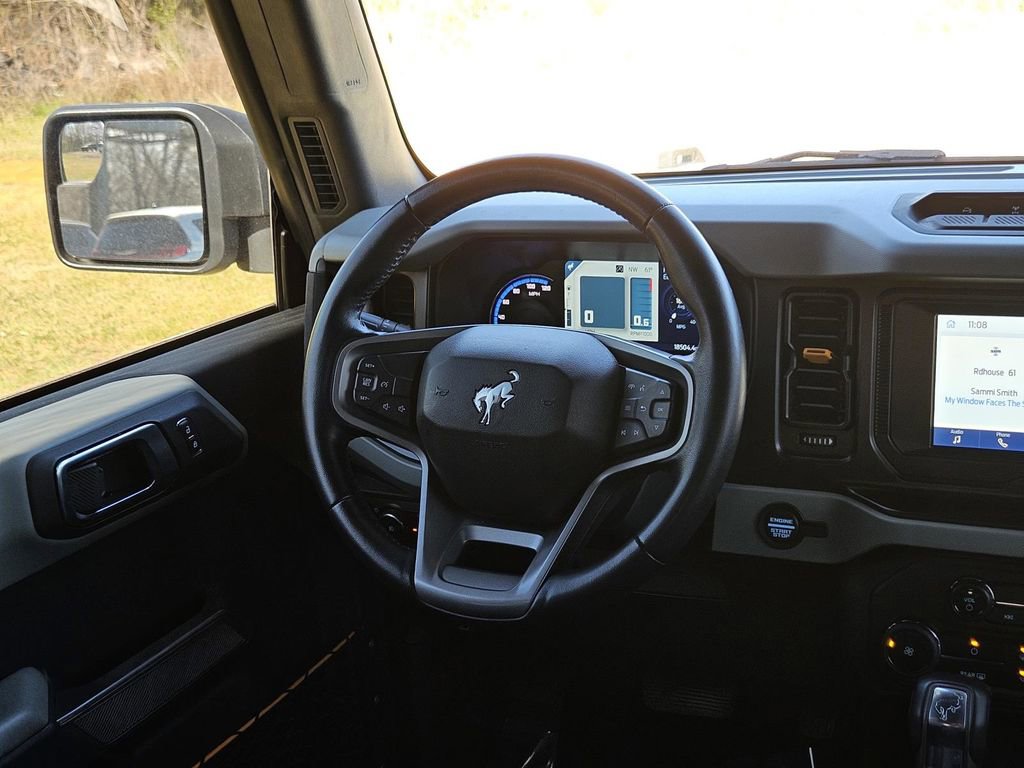 Used 2023 Ford Bronco Badlands w/ Sasquatch Package image 17