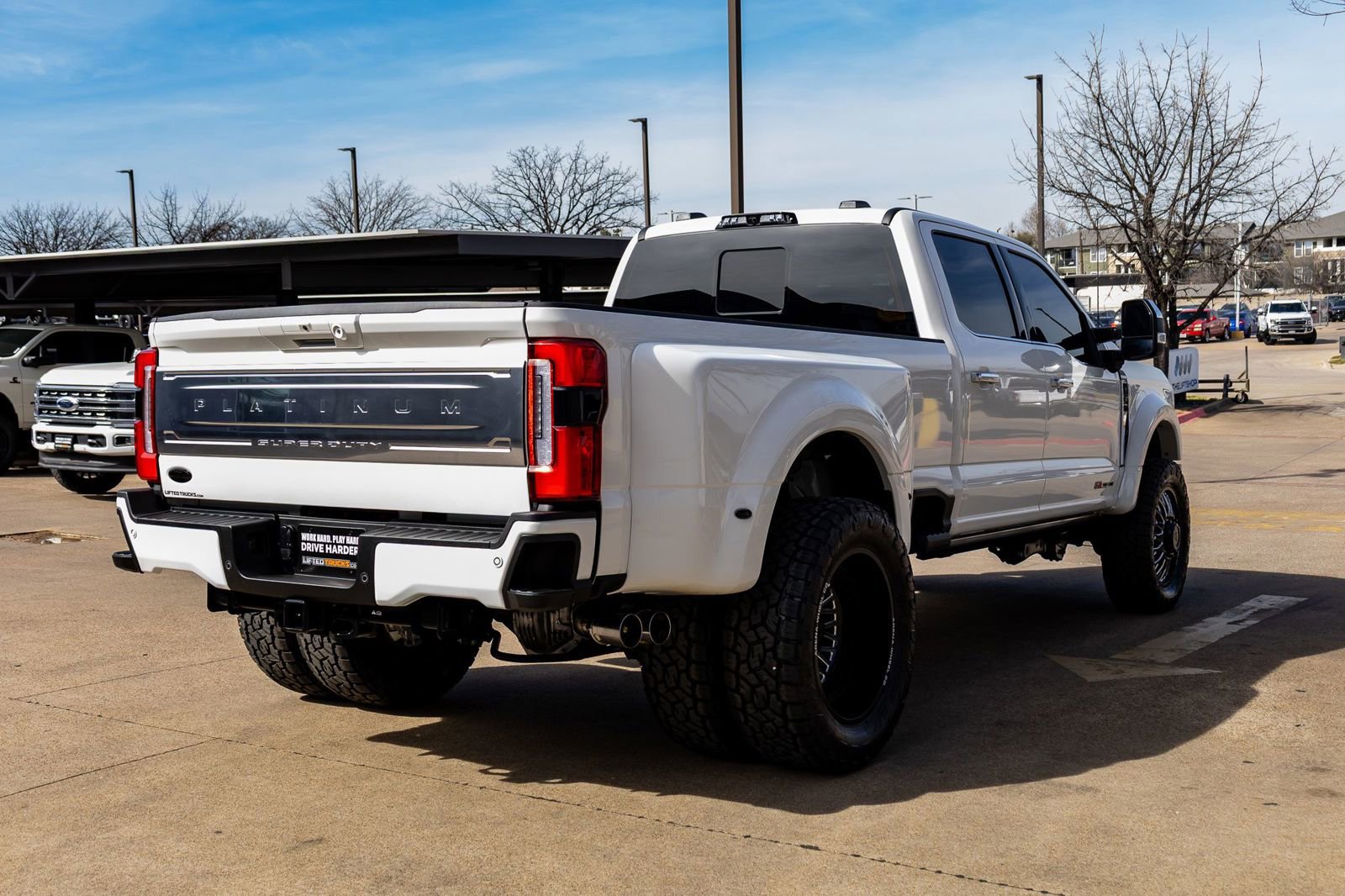 Used 2025 Ford F450 Platinum w/ Platinum Plus Package image 10