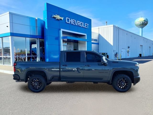 Used 2026 Chevrolet Silverado 3500 LT w/ Trail Boss Package AWD/4WD image 2