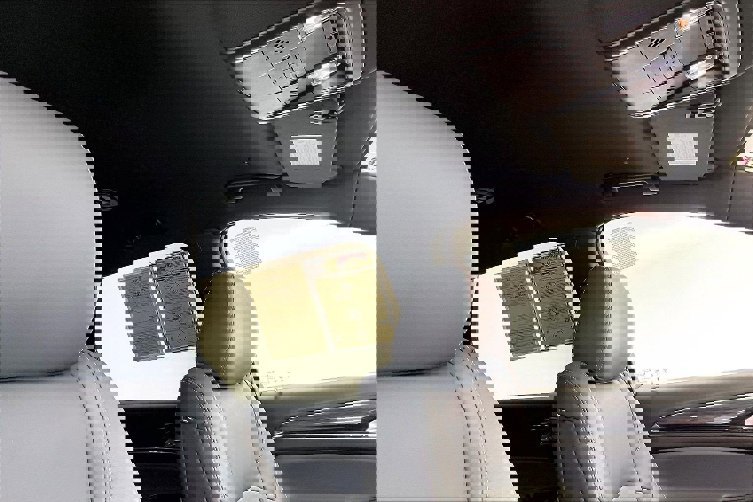 Used 2023 Buick Enclave Essence image 23