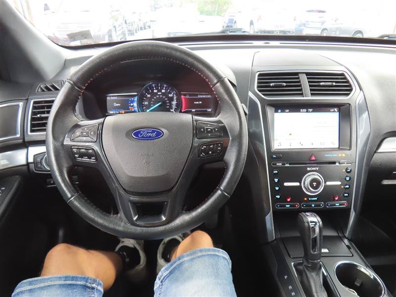 Used 2018 Ford Explorer Sport AWD/4WD image 24