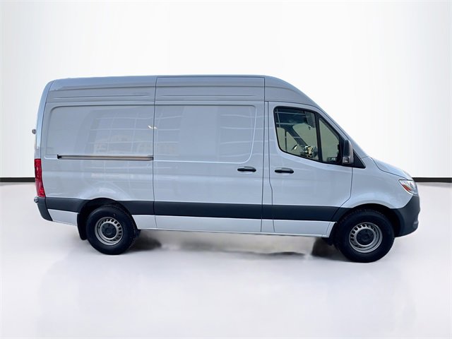 Certified 2025 Mercedes-Benz Sprinter 2500 image 4