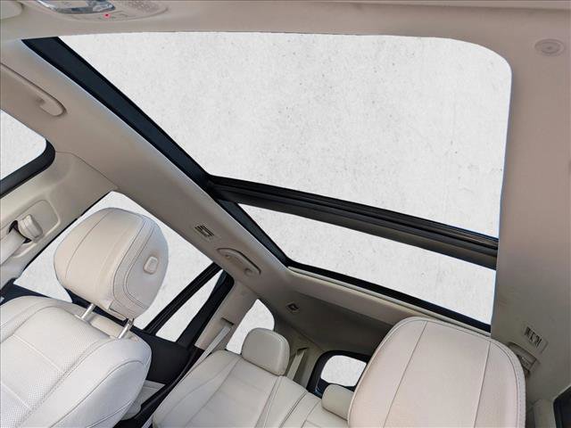 Used 2022 Mercedes-Benz GLS 580 4MATIC image 13
