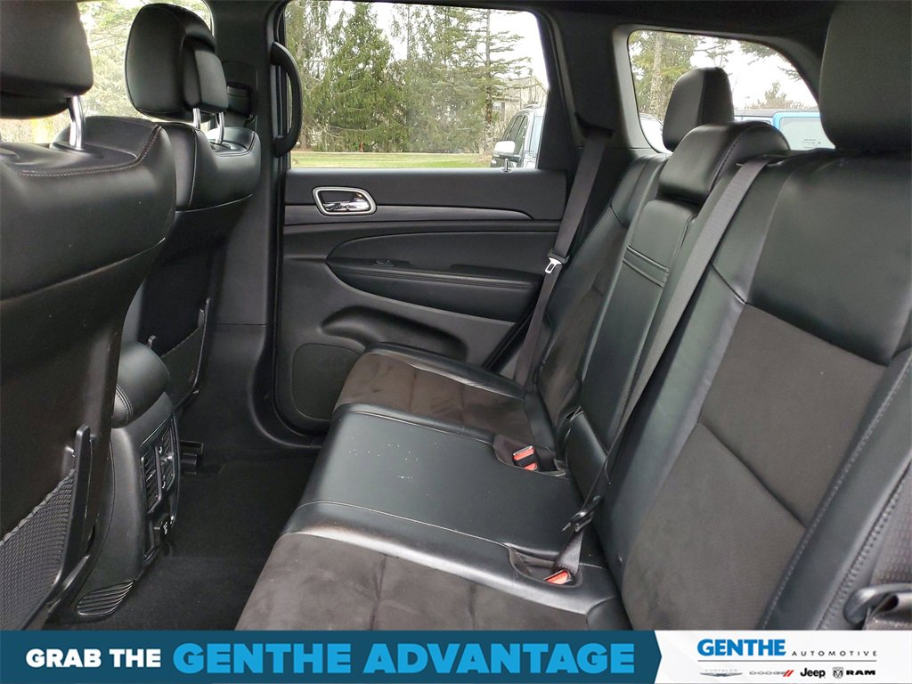 Used 2021 Jeep Grand Cherokee Laredo X image 21