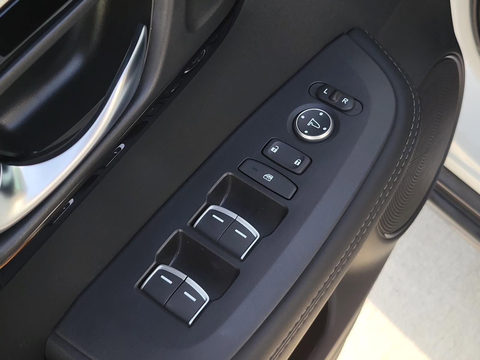 Used 2026 Acura ADX FWD image 15