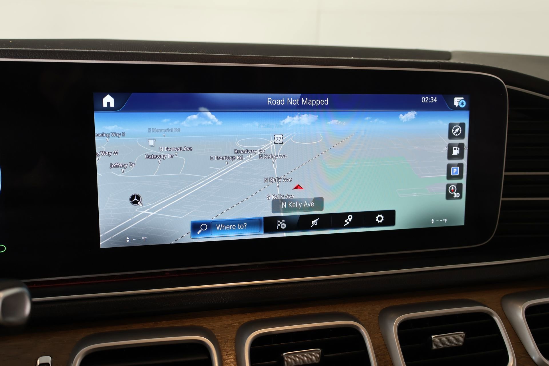 Used 2021 Mercedes-Benz GLS 450 4MATIC image 7
