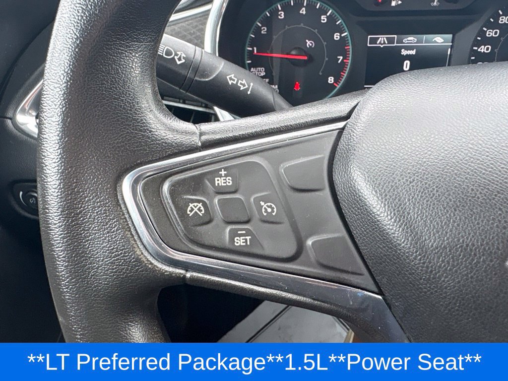 Used 2017 Chevrolet Malibu LT FWD image 12