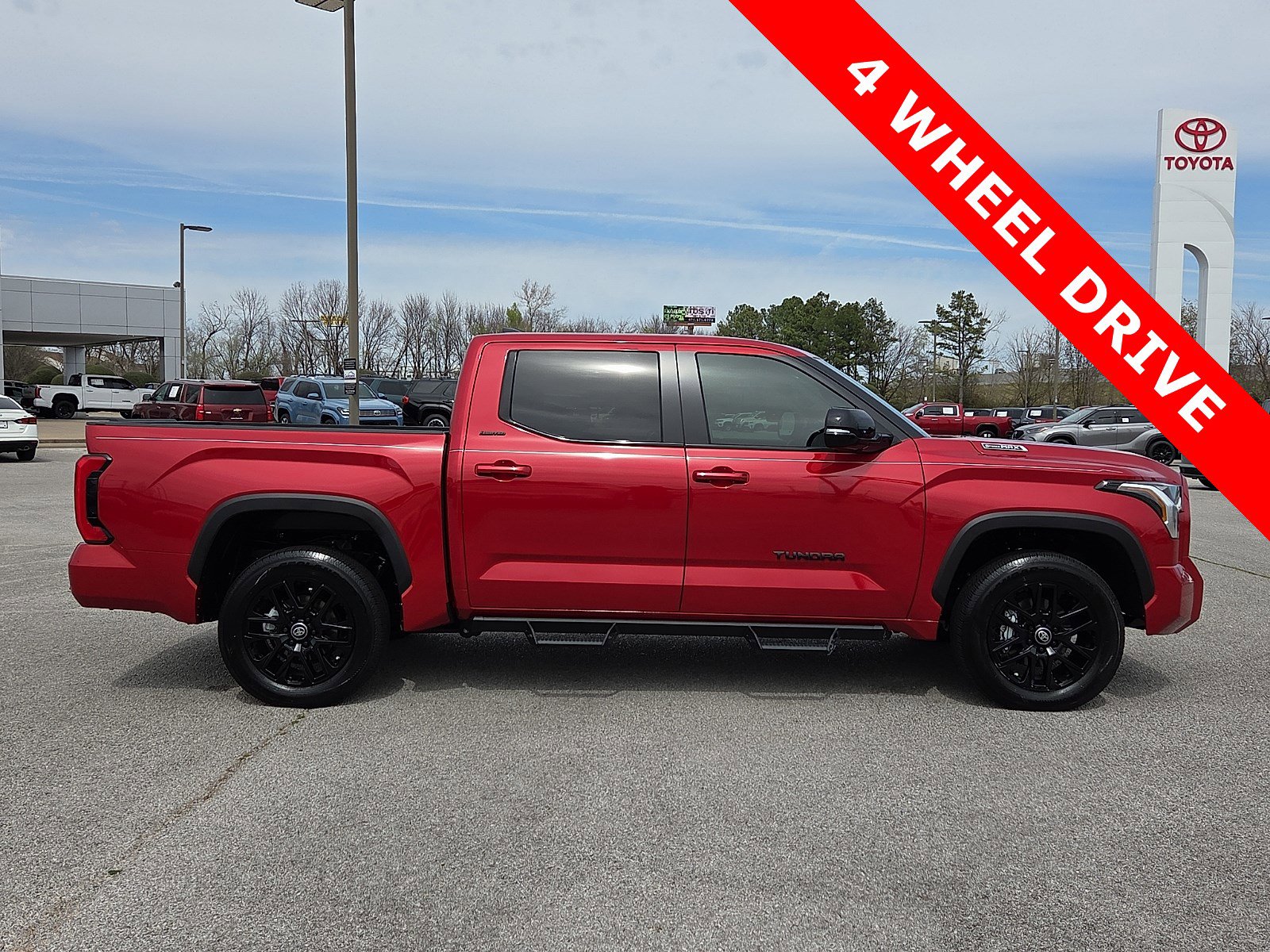 Used 2025 Toyota Tundra Limited AWD/4WD image 6