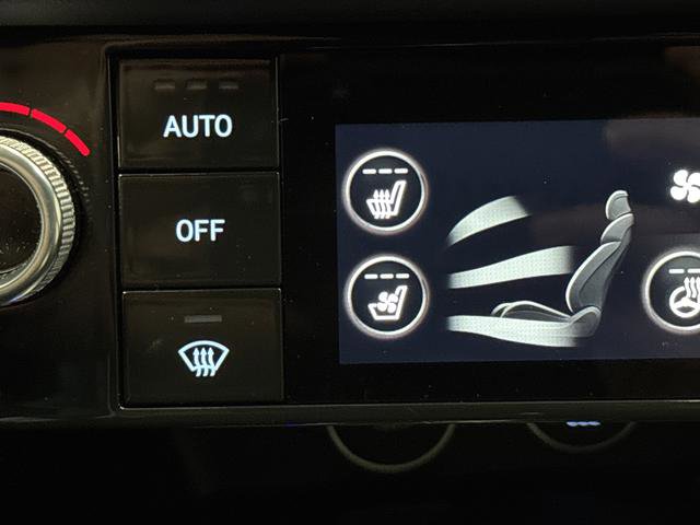 Used 2024 Genesis G70 3.3T Advanced w/ Sport Prestige Package image 8