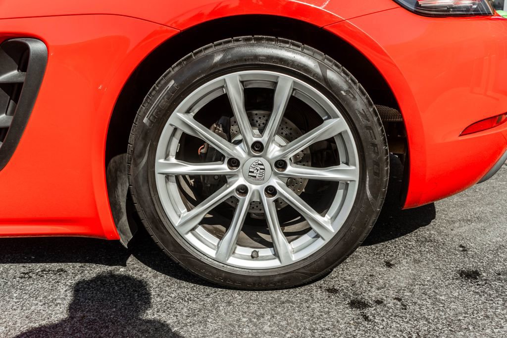 Used 2024 Porsche 718 Boxster w/ Premium Package RWD image 27