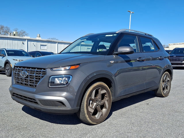 Used 2023 Hyundai Venue SEL