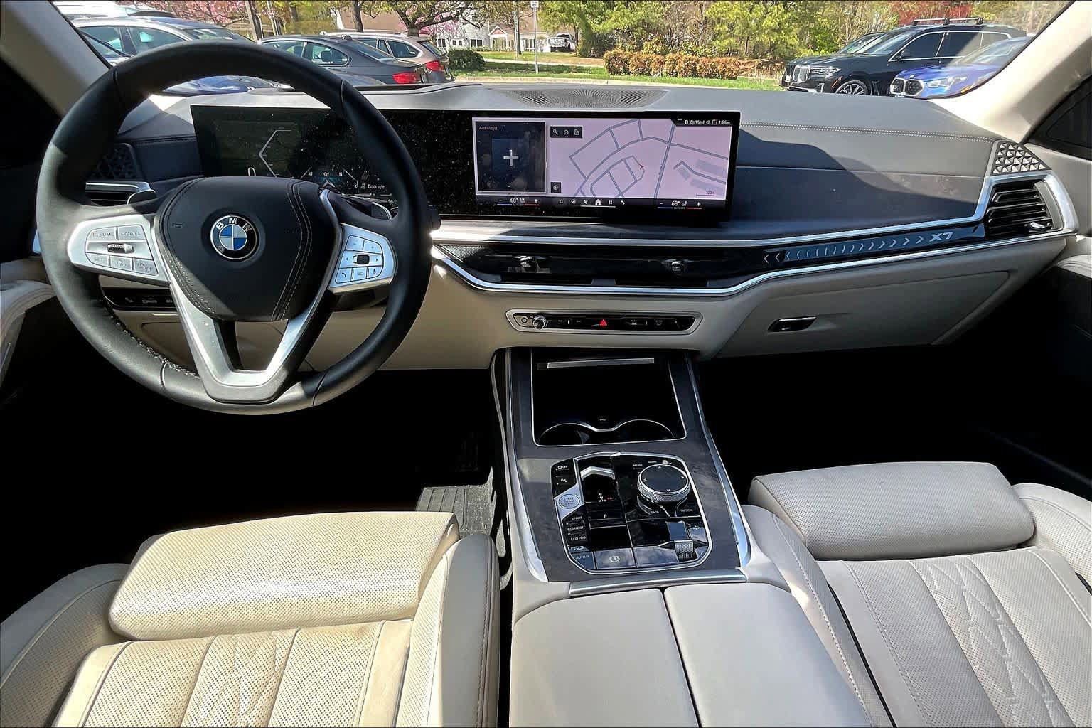 Used 2024 BMW X7 xDrive40i w/ Climate Comfort Package image 15