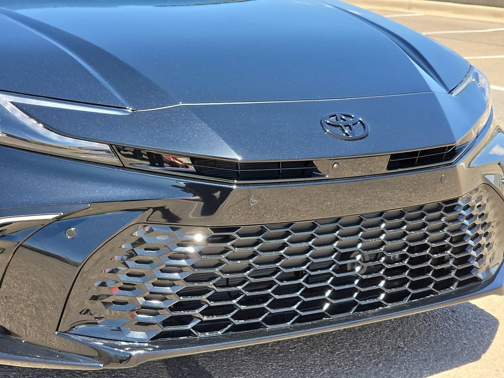 New 2026 Toyota Camry Hybrid FWD image 7