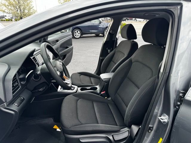 Used 2019 Hyundai Elantra SE w/ Cargo Package image 13