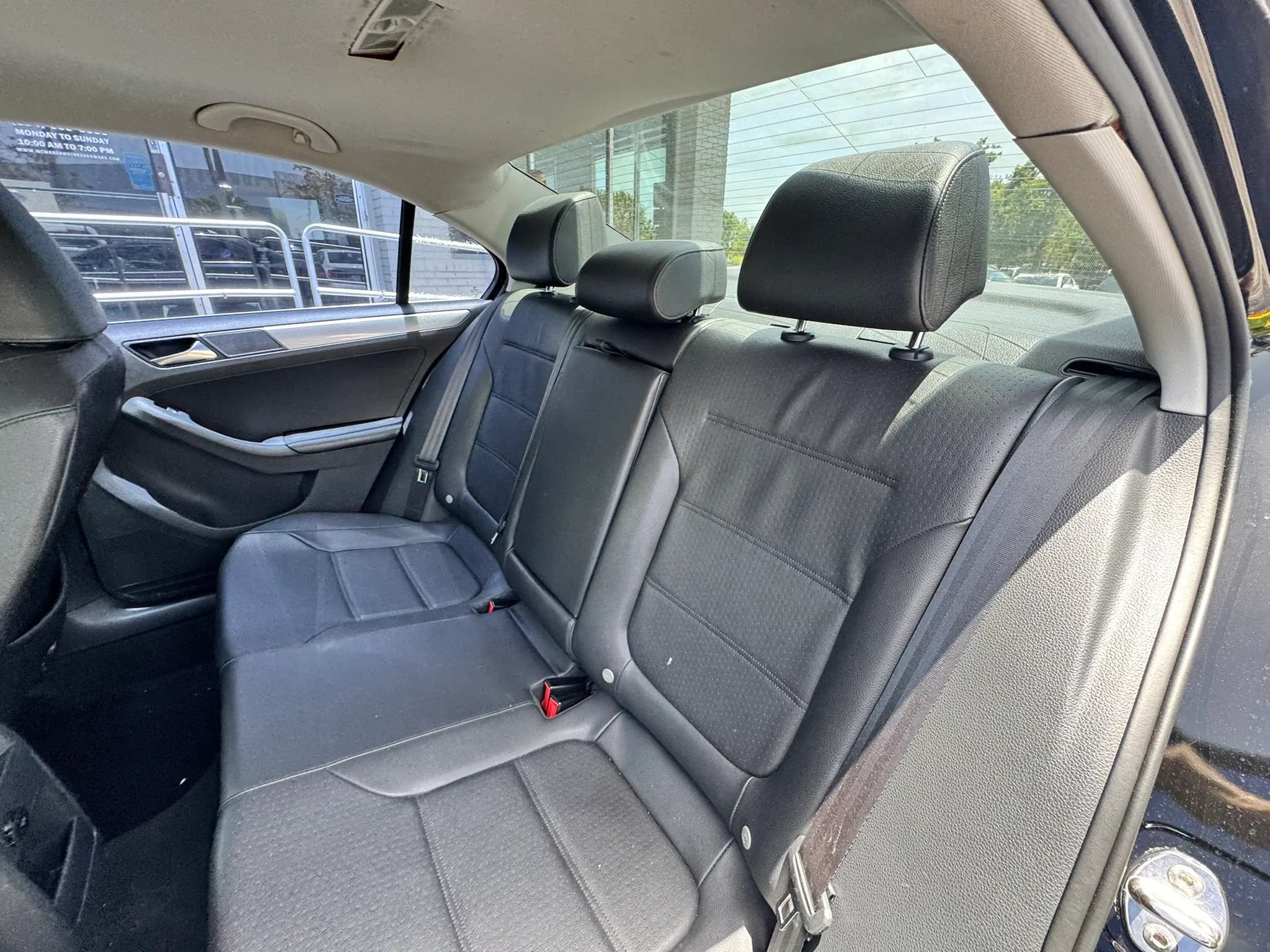 Used 2015 Volkswagen Jetta Sport FWD image 15