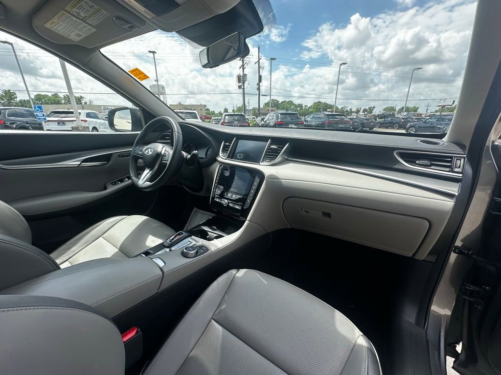 Used 2023 INFINITI QX50 Luxe w/ Cargo Package image 30