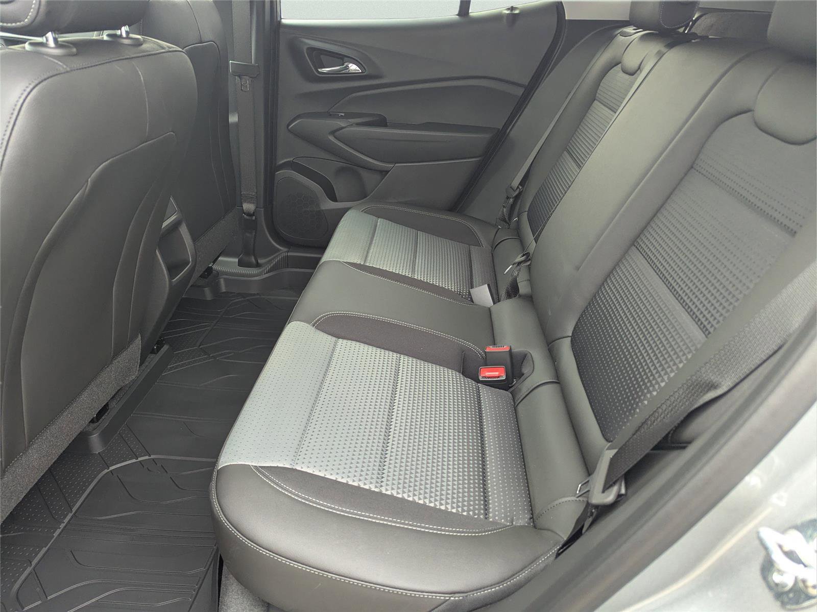 New 2026 Chevrolet Trax LT w/ Driver Confidence Package image 22