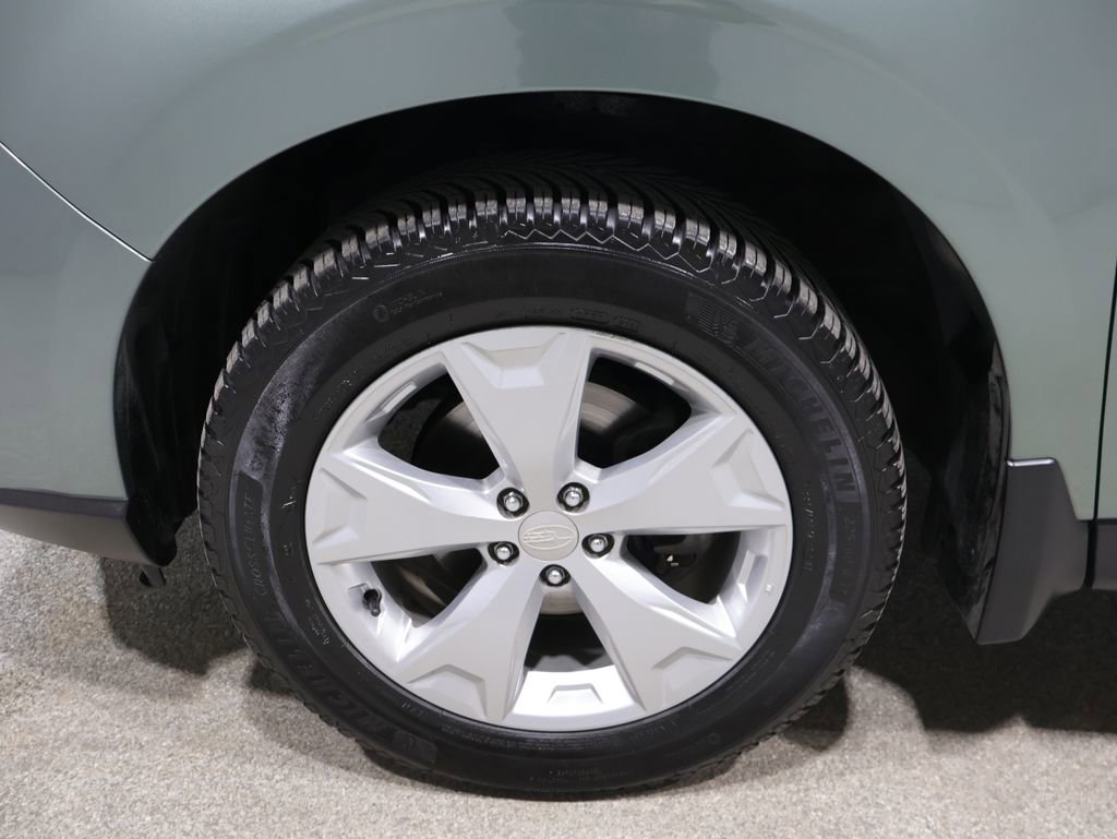 Used 2016 Subaru Forester 2.5i Premium image 8