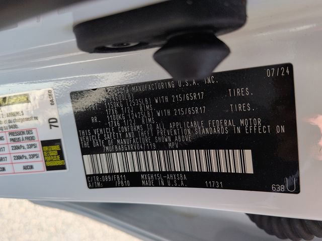 Used 2024 Toyota Corolla Cross AWD Hybrid w/ Moonroof Package image 15