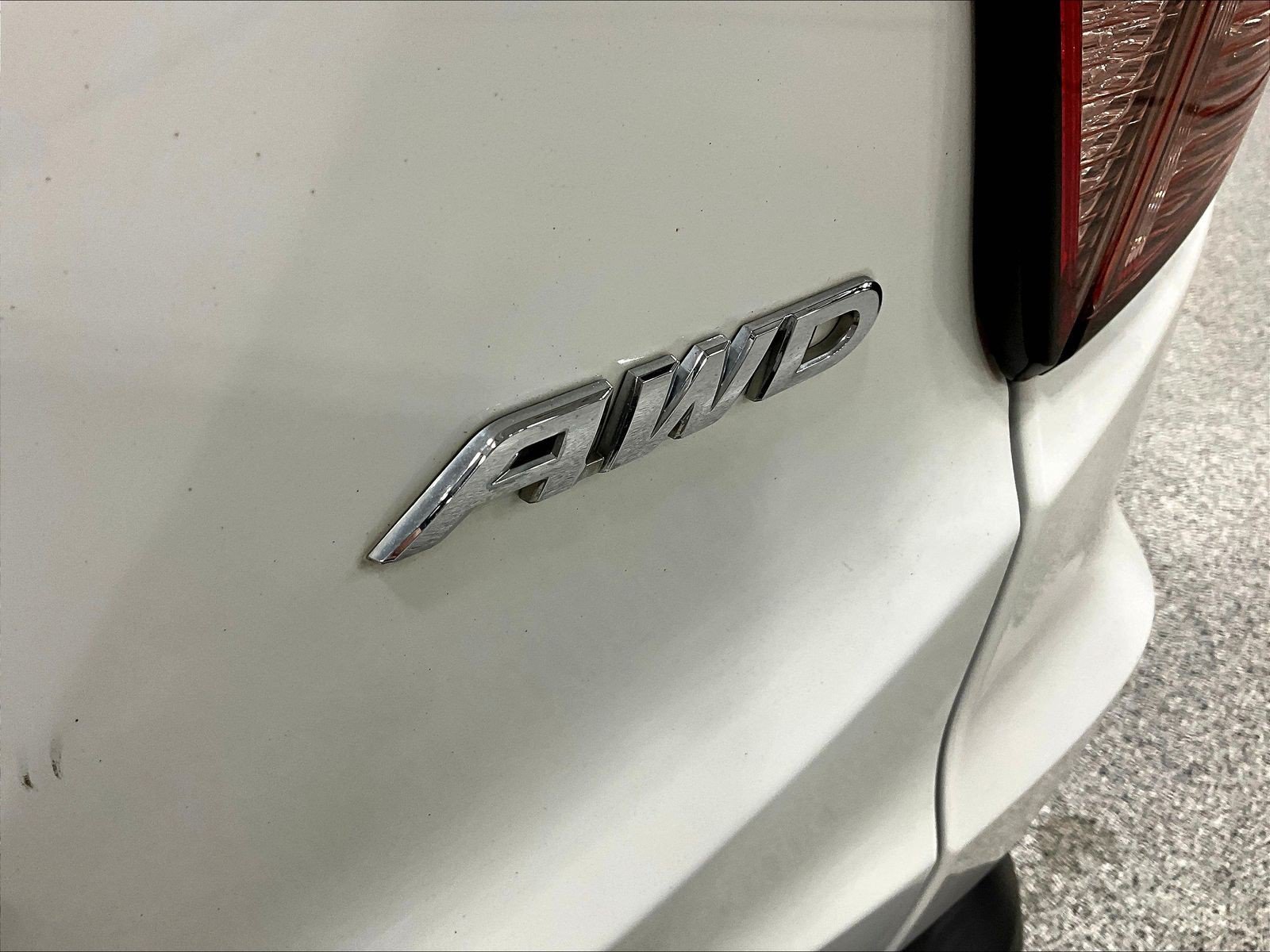 Used 2017 Honda HR-V LX image 24