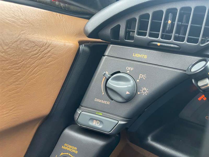 Used 1990 Chevrolet Corvette Convertible RWD image 57