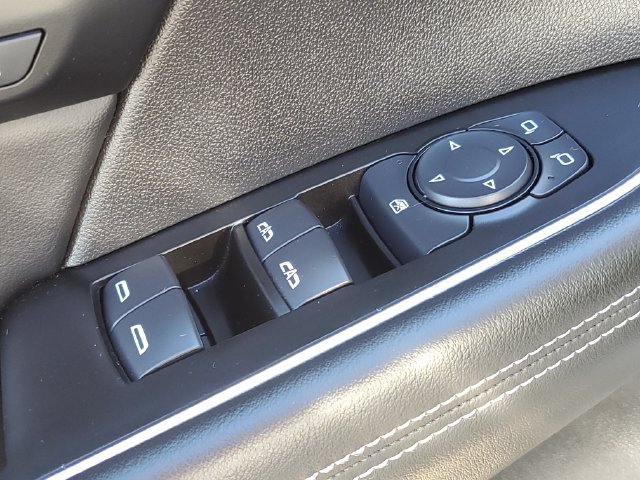 Used 2021 Buick Envision Essence FWD image 29