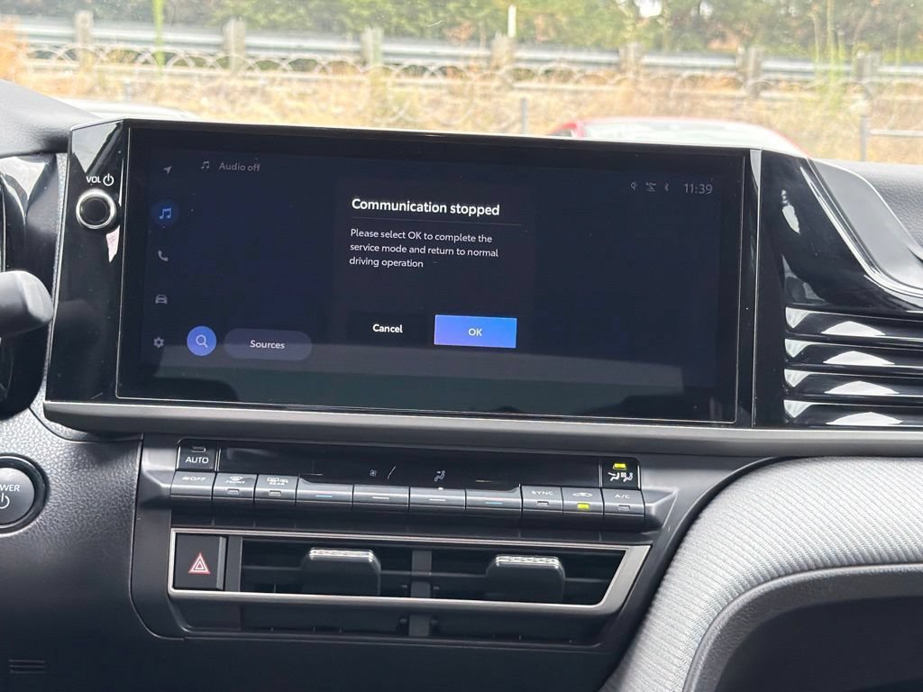 Certified 2026 Toyota Camry SE w/ Multimedia Upgrade Package FWD image 32