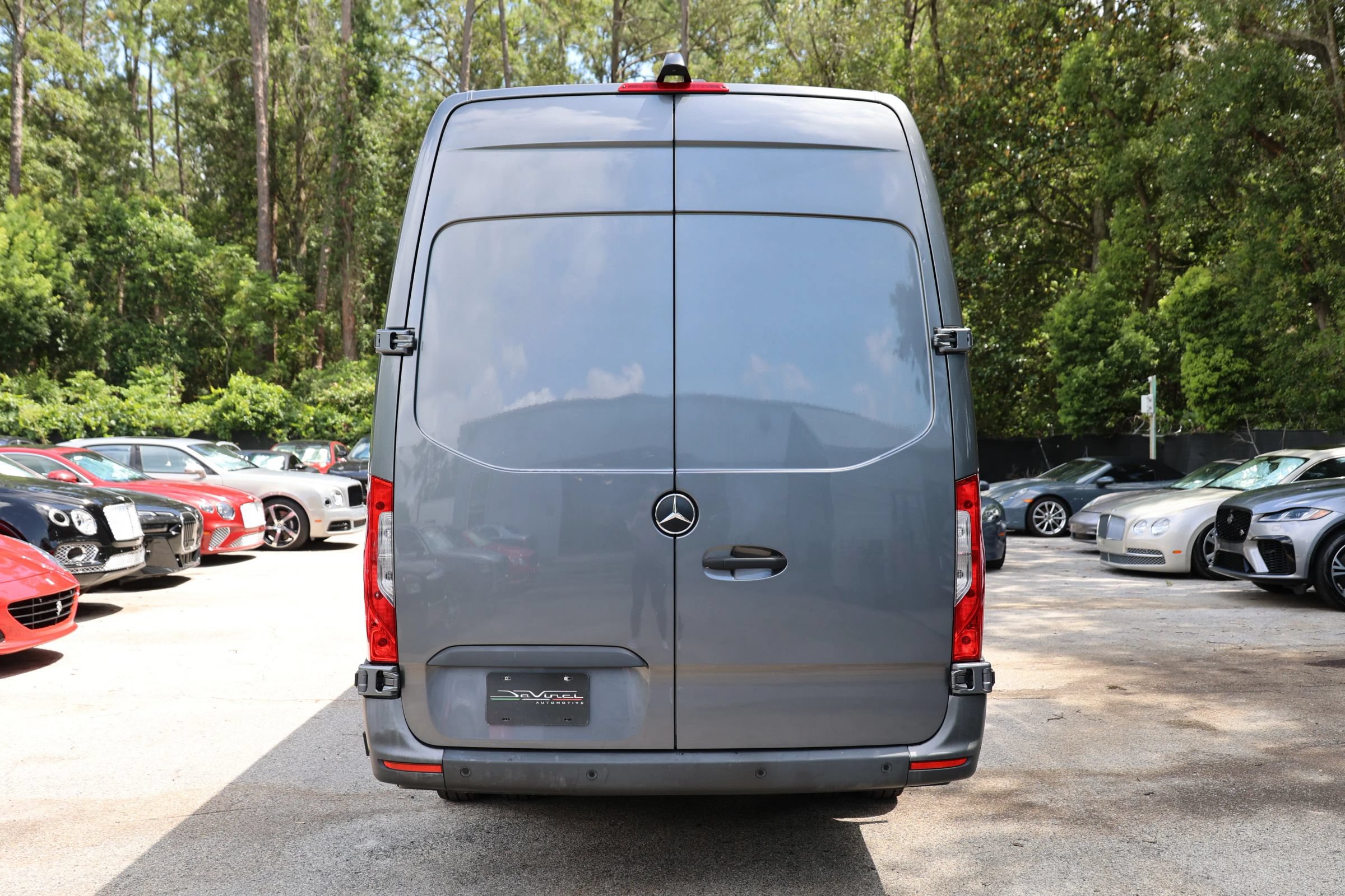 Used 2022 Mercedes-Benz Sprinter 4500 w/ Parking Package image 30