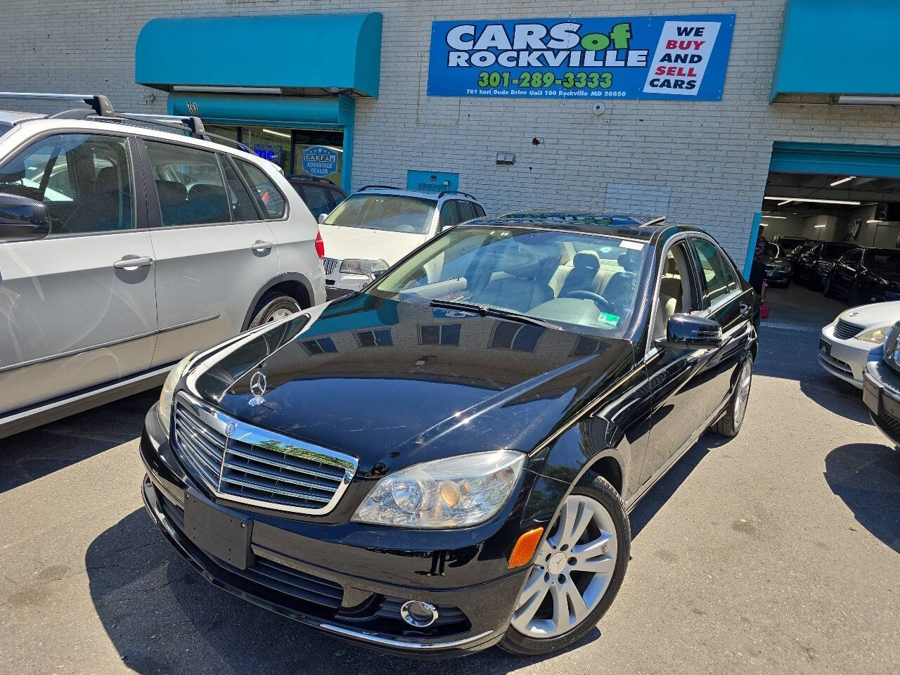 Used 2010 Mercedes-Benz C 300 Sedan image 2