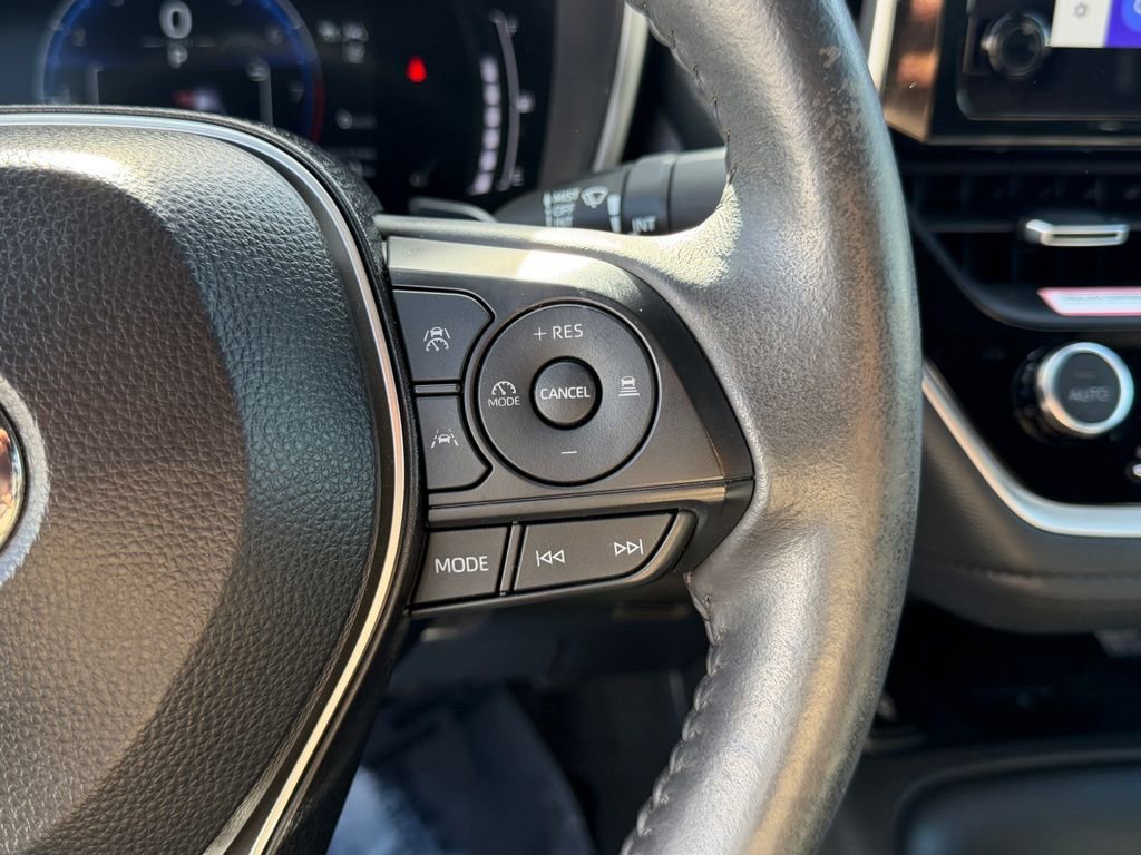 Used 2024 Toyota Corolla XSE image 31