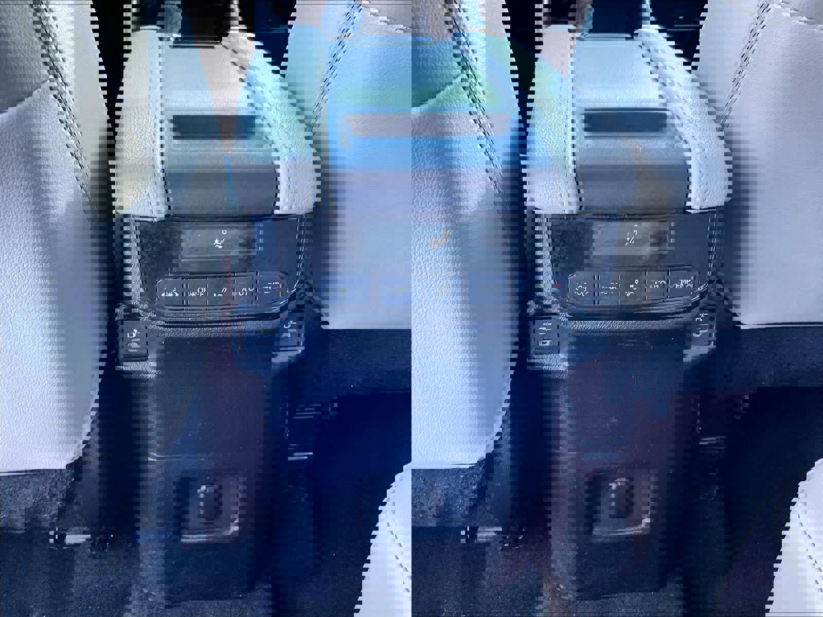 Used 2024 Toyota Grand Highlander XLE image 29