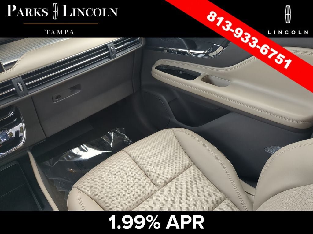Certified 2023 Lincoln Corsair FWD w/ Equipment Group 101A image 14