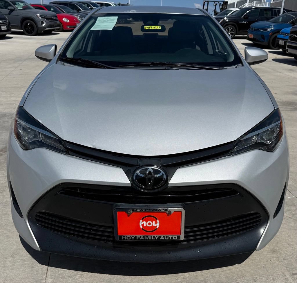 Used 2017 Toyota Corolla LE FWD image 4