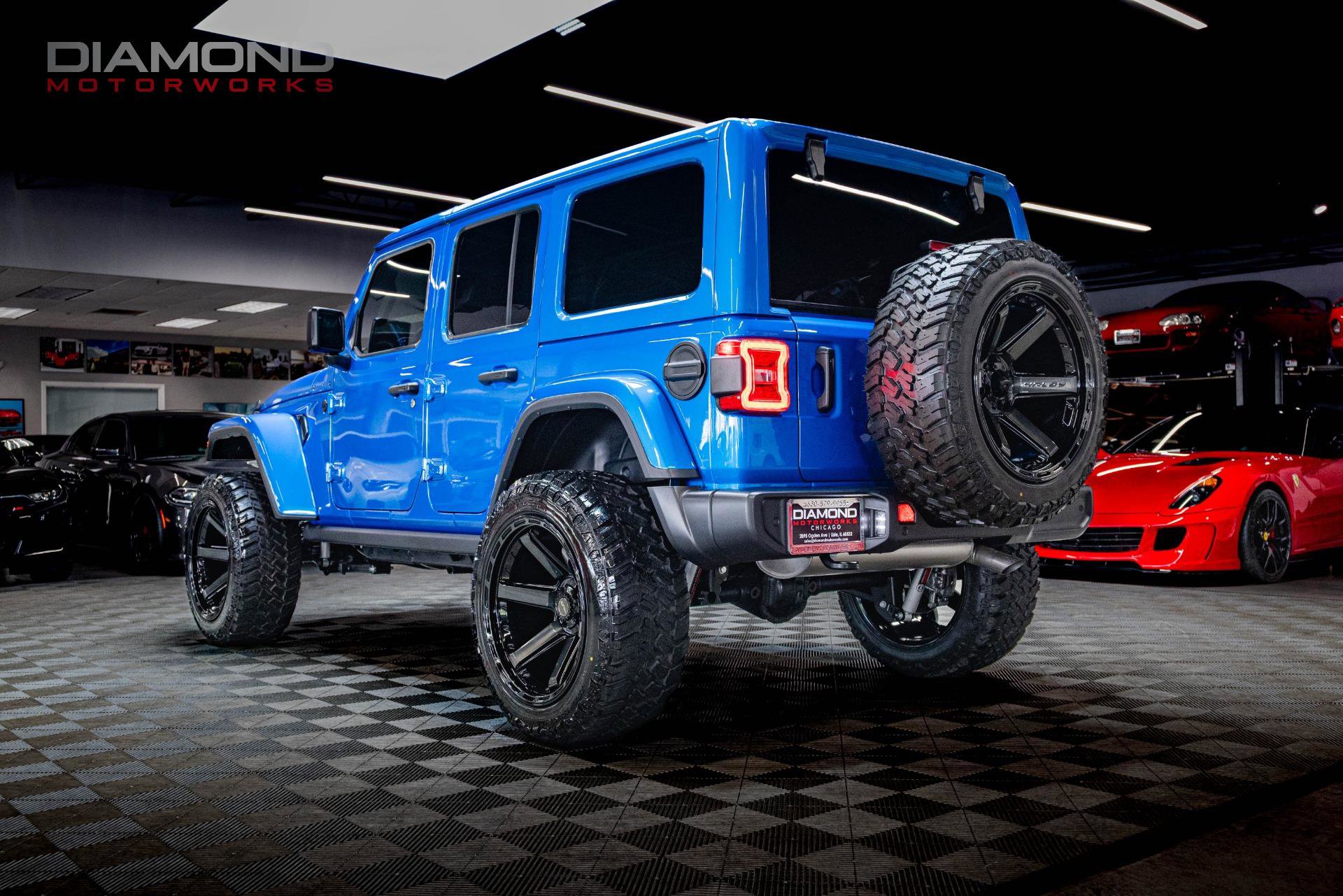 Used 2024 Jeep Wrangler Unlimited Sahara w/ Technology Group image 2