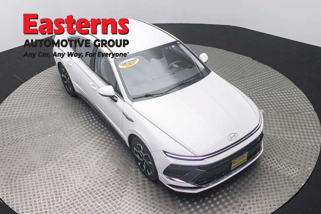 Used 2024 Hyundai Sonata SEL FWD image 3