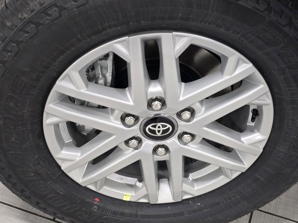 New 2026 Toyota Tundra SR5 image 10