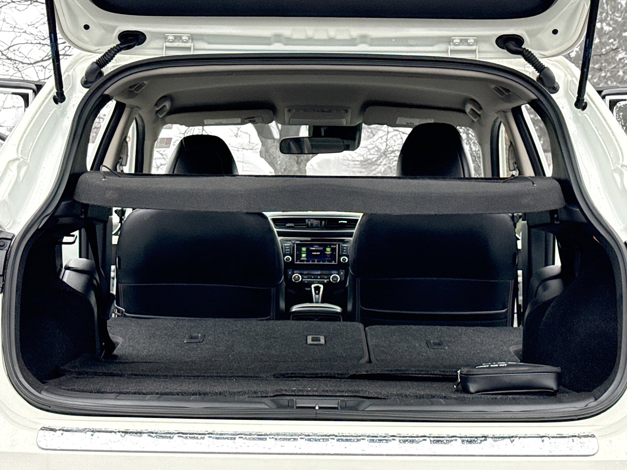 Used 2022 Nissan Rogue Sport SL image 7