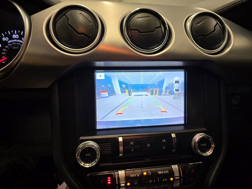 Used 2018 Ford Mustang Premium image 28