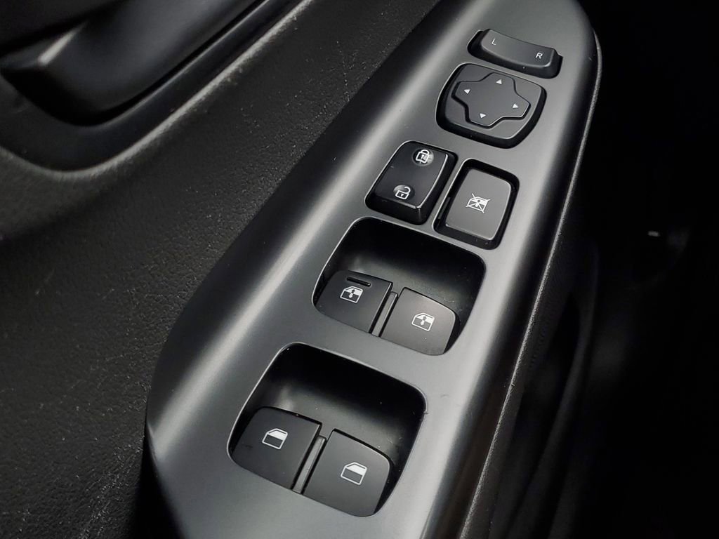 Used 2020 Hyundai Kona SEL image 17