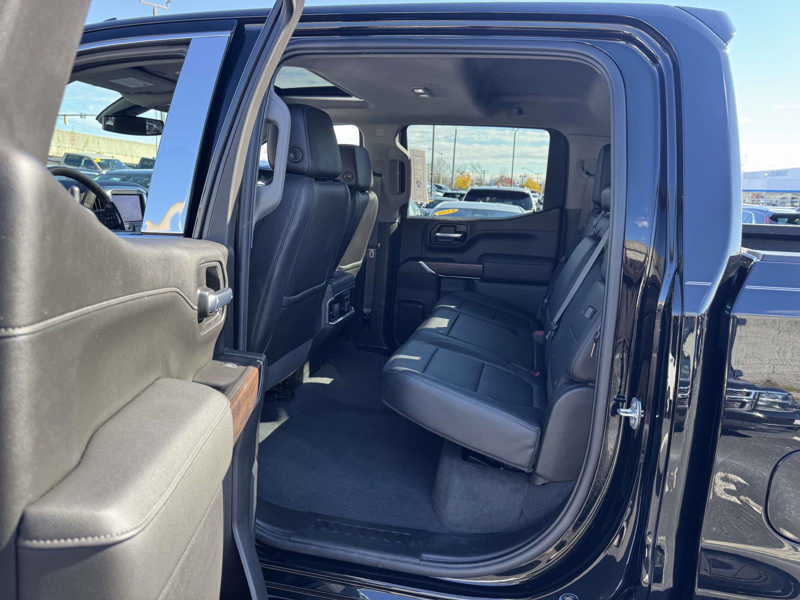 Certified 2020 GMC Sierra 1500 SLT w/ SLT Premium Plus Package image 22