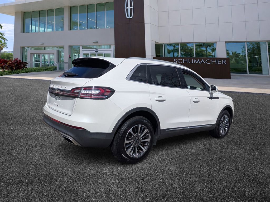 Used 2023 Lincoln Nautilus Reserve image 7