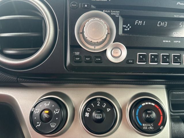 Used 2010 Scion xB FWD image 18