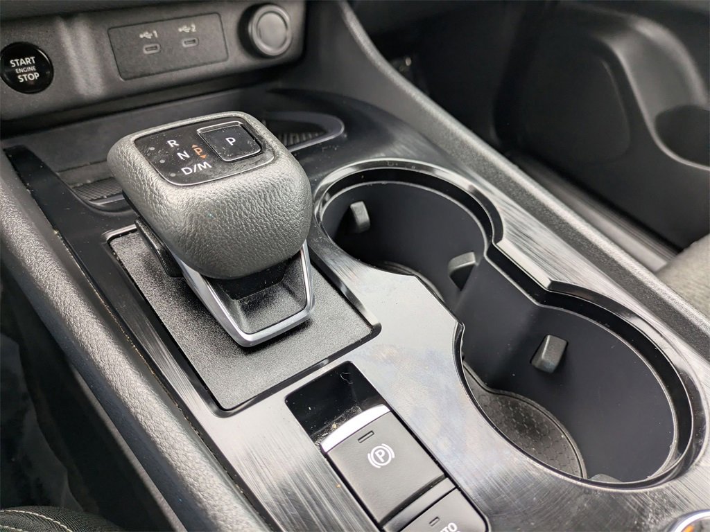 Used 2024 Nissan Rogue SV image 20