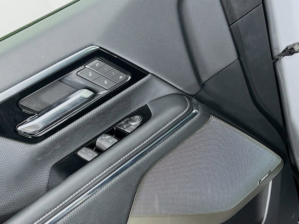 Certified 2025 GMC Sierra EV Denali image 17