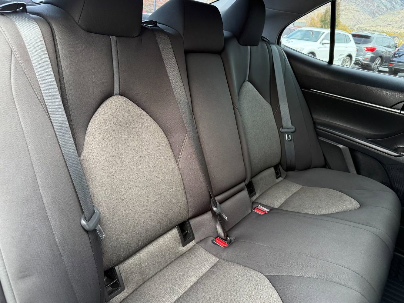 Used 2021 Toyota Camry LE image 22